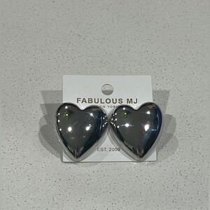 29J. Silver Heart Metal Earrings